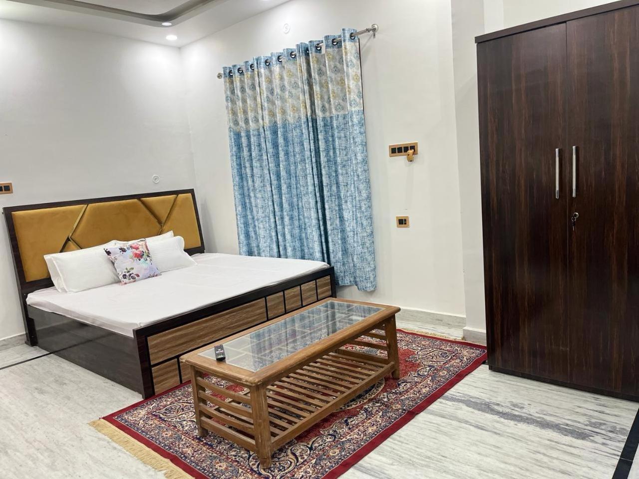 Shri Ram International Home Stay Ayodhya Eksteriør bilde