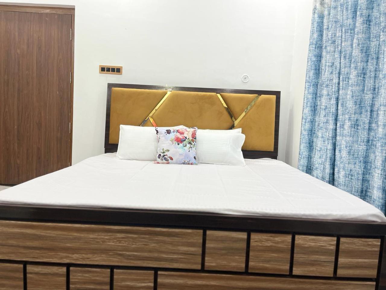 Shri Ram International Home Stay Ayodhya Eksteriør bilde
