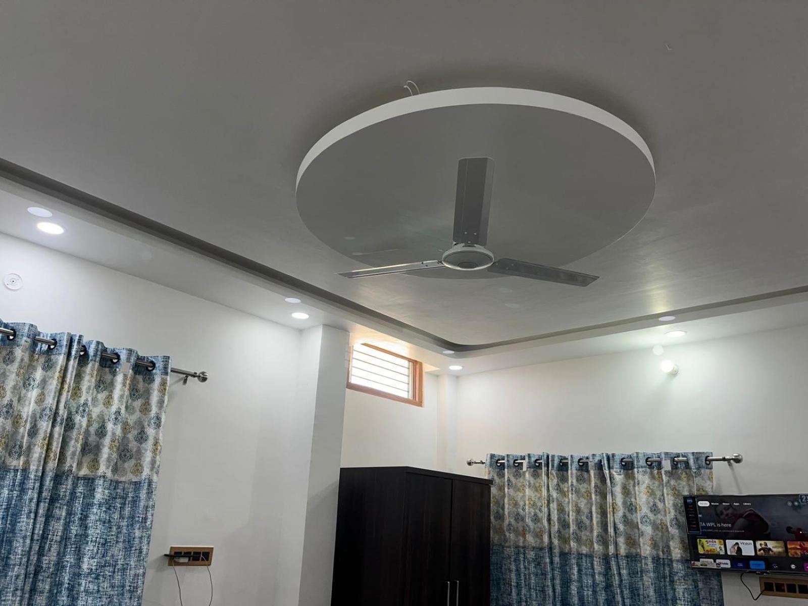 Shri Ram International Home Stay Ayodhya Eksteriør bilde