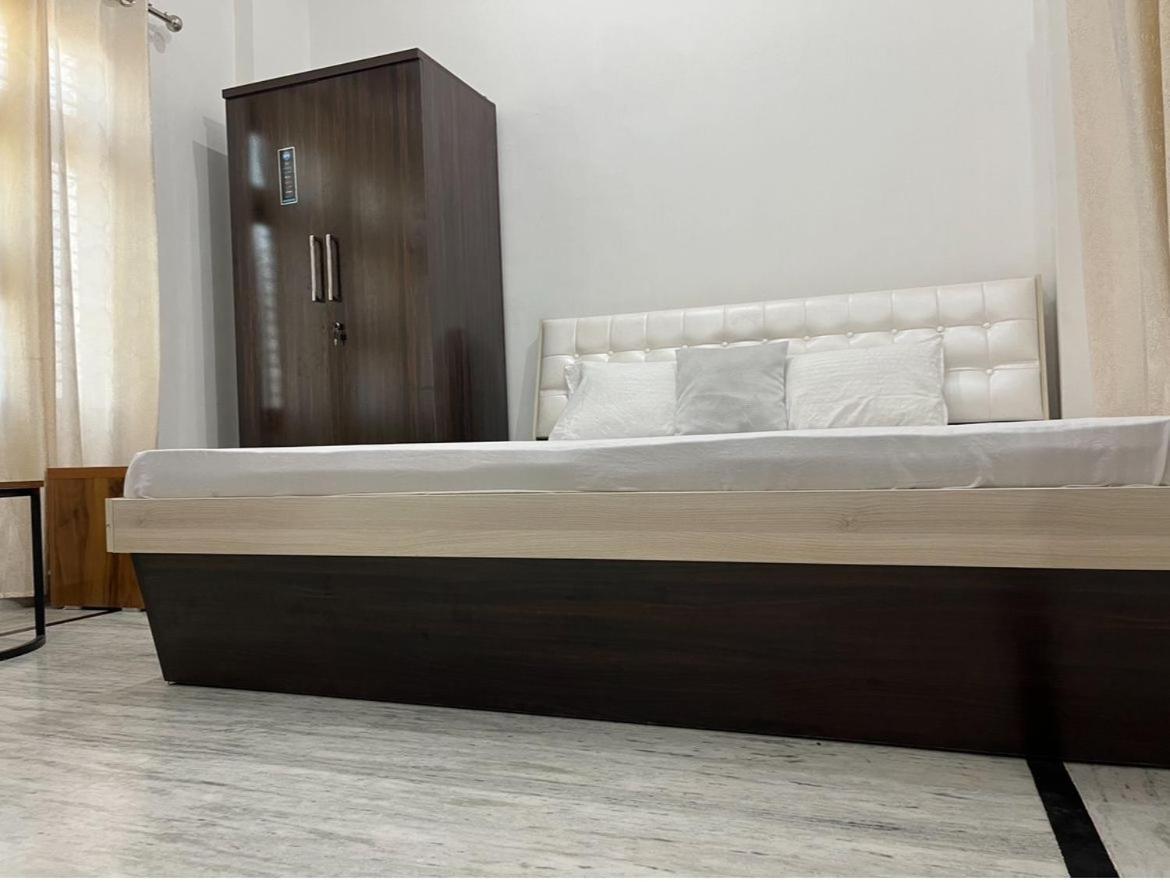 Shri Ram International Home Stay Ayodhya Eksteriør bilde