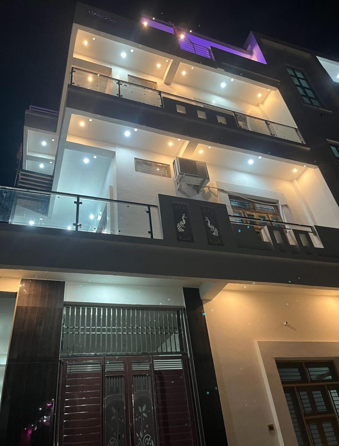 Shri Ram International Home Stay Ayodhya Eksteriør bilde